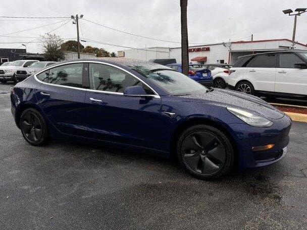 TESLA MODEL 3 2019 5YJ3E1EA6KF299228 image